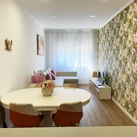 Casa Faroleiro Сasa de vacaciones Nazaré