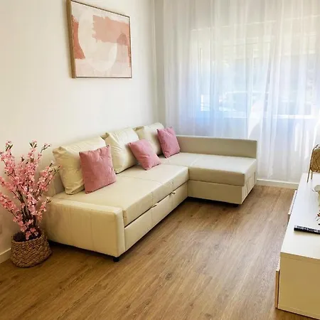 Casa Faroleiro بيت للعطل *