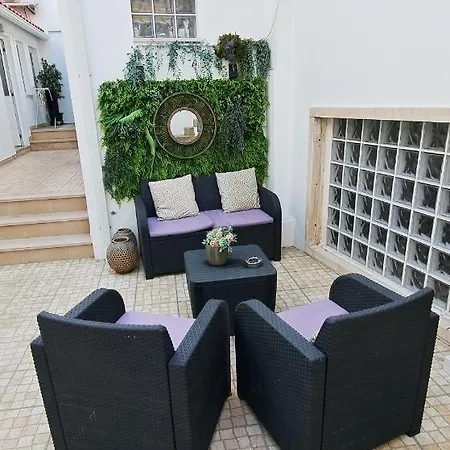 Casa Faroleiro * Назаре